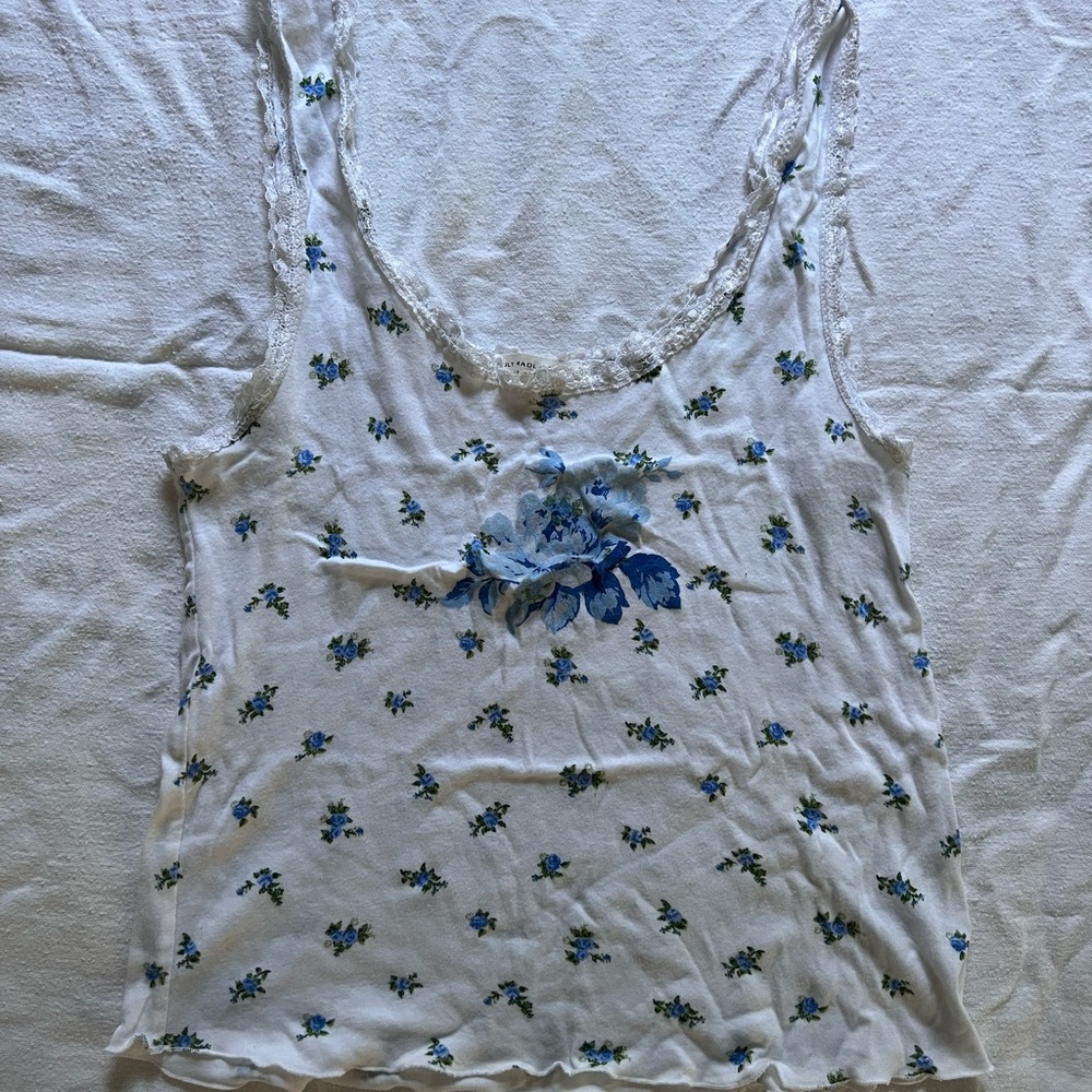 Lace Trim/lettuce trim Floral Tank